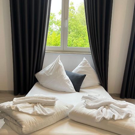 Yebs Hotel Günzburg Екстериор снимка